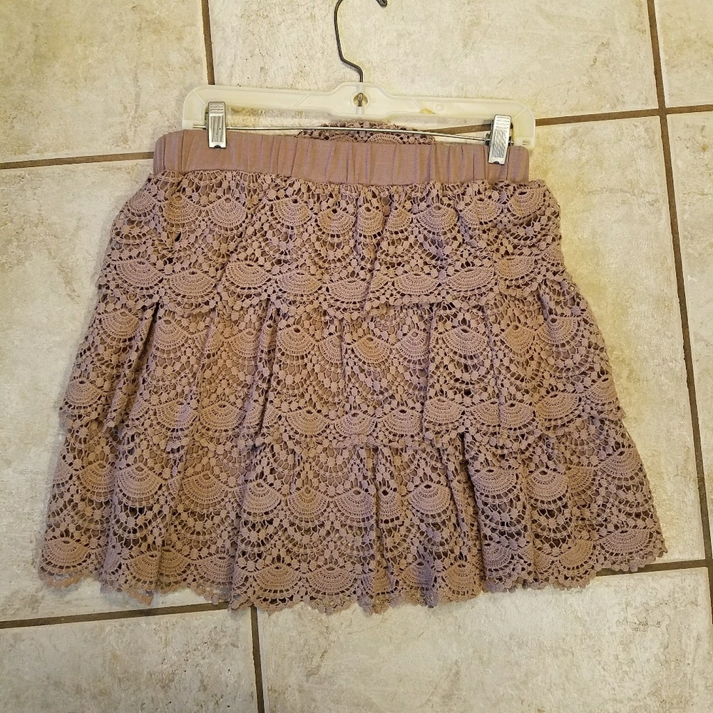 Lace tier skirt